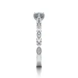 Pierścionek białe złoto z diamentami